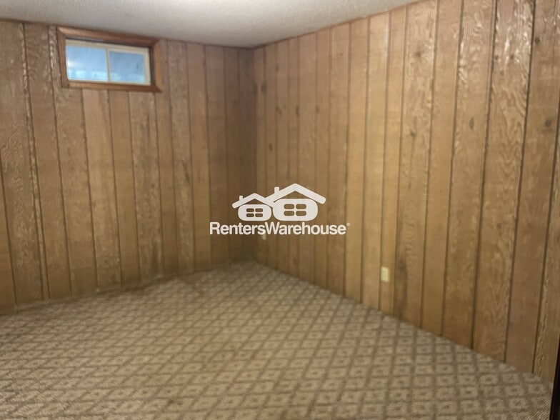 Building Photo - W4774 Pierce Rd