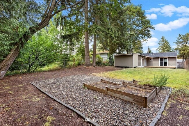 Building Photo - 2327 NE 86th St