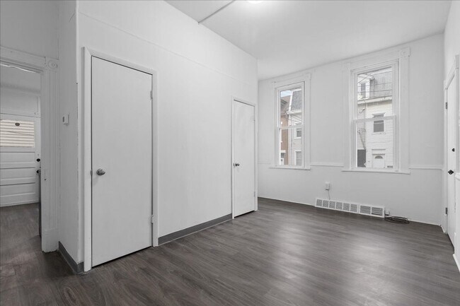 Building Photo - 3900 Howley St