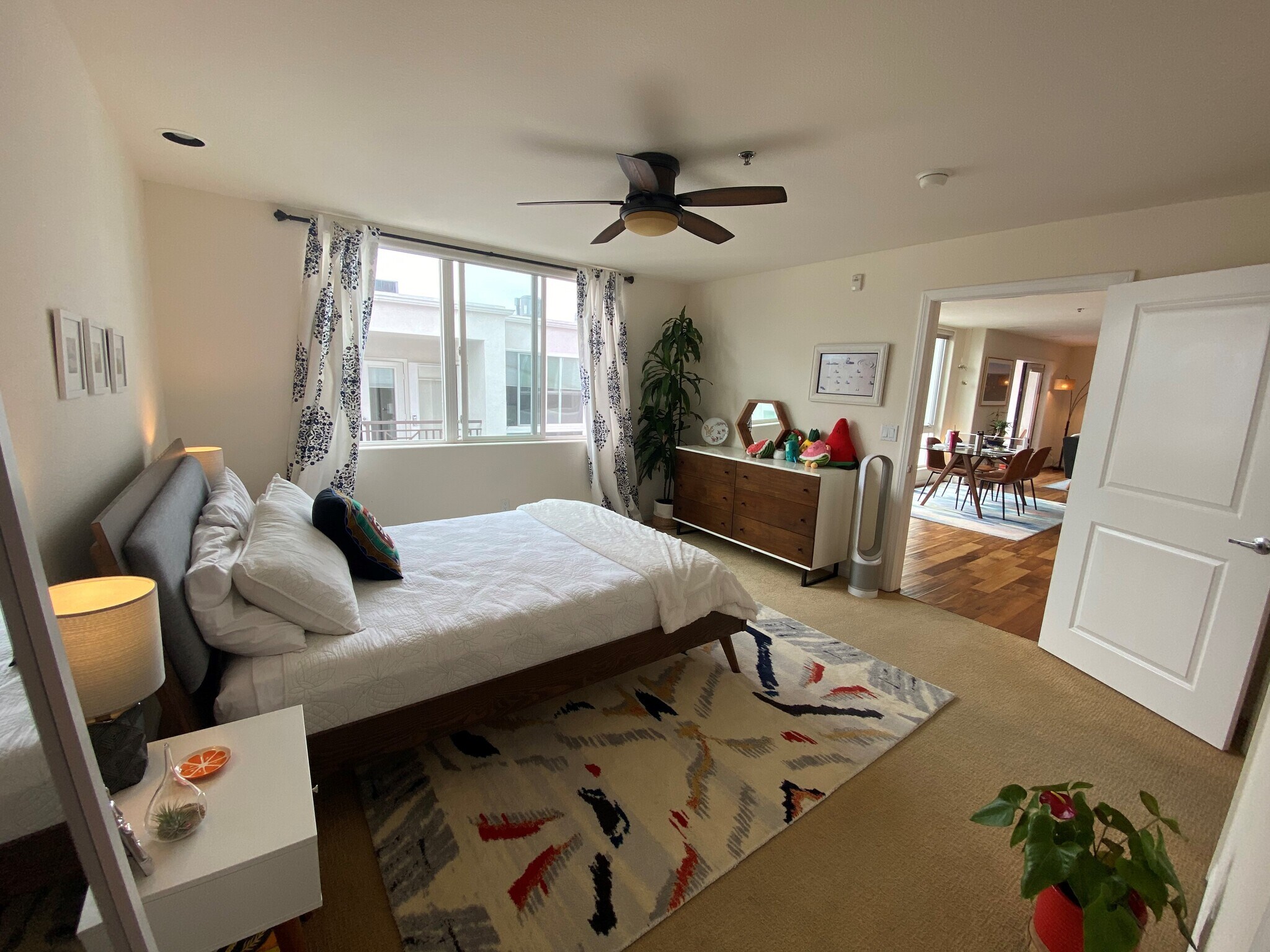 master bedroom - 924 Hornblend St