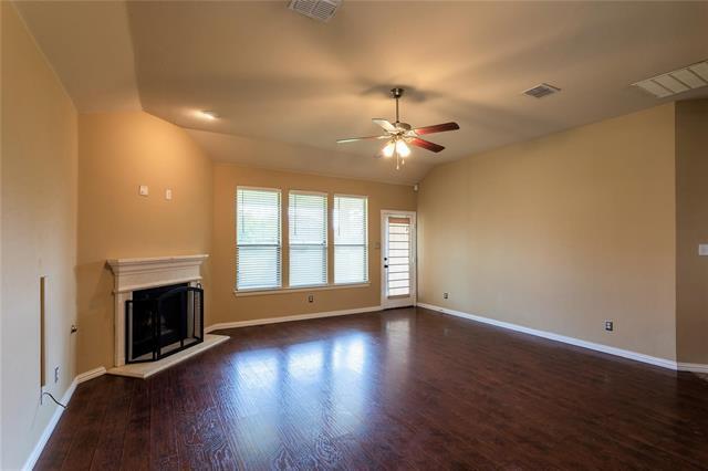 Building Photo - 808 Lake Forest Trl