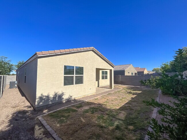Building Photo - 36413 N Tahanta Trail