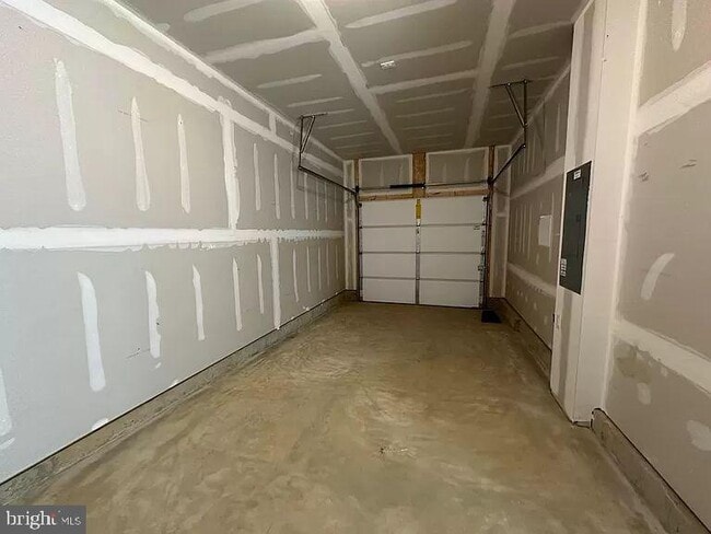 Building Photo - 1268 Martin Rd