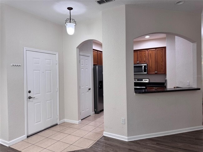 Building Photo - 3001 Greystone Loop