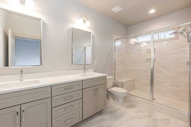 Building Photo - New Construction Modern Home!