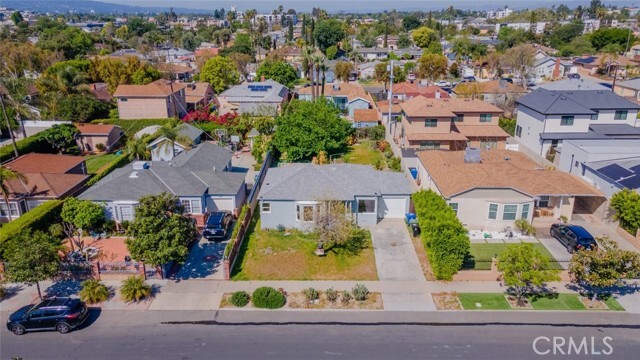 Building Photo - 6529 Kraft Ave