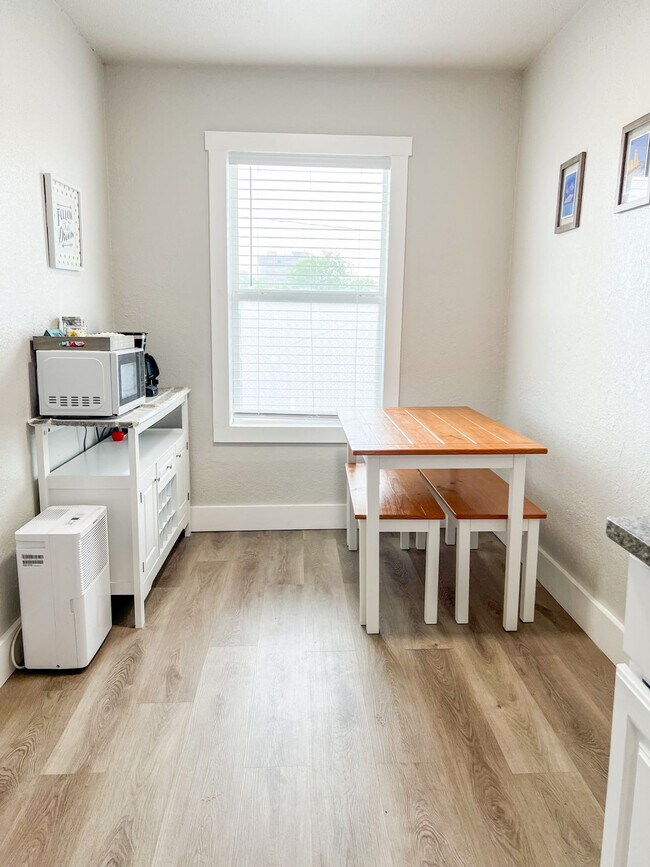 Building Photo - 1116 Morgan Ave