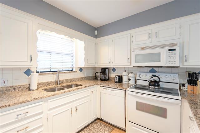 Building Photo - 6910 Winding Creek Ct