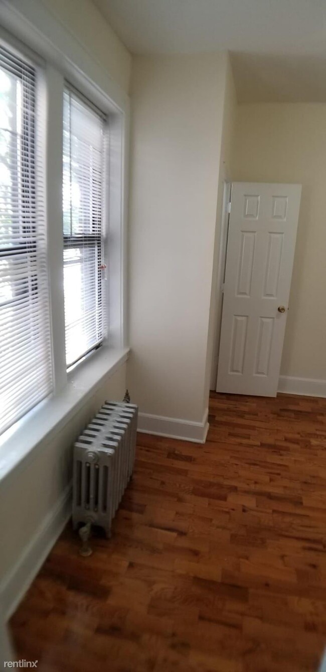 Building Photo - 1 br, 1 bath  - 148 S Munn Ave