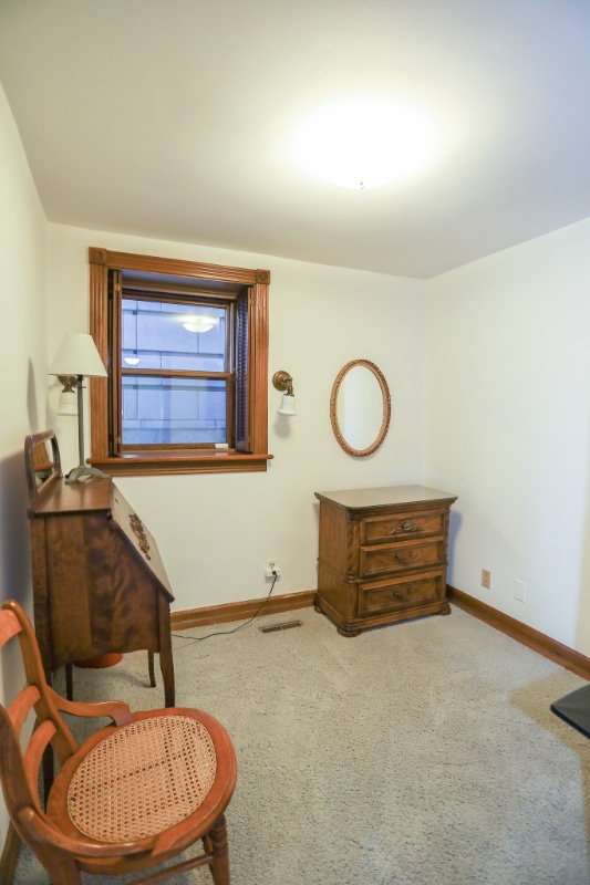 Building Photo - 2101 N Clifton Ave