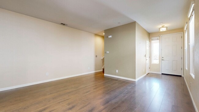 Building Photo - Coming Soon! Beautiful 3 bedroom 2.5 bath ...