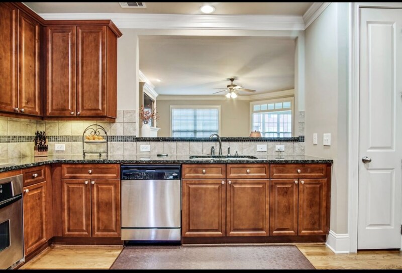 Building Photo - 5145 Monitor Ln