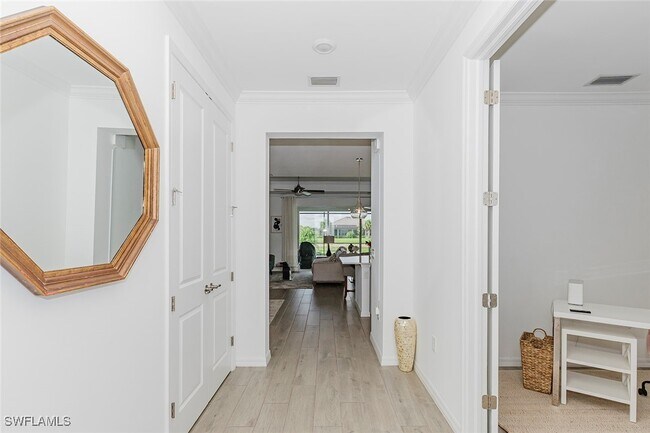 Primary Photo - 5790 Kingston Pl