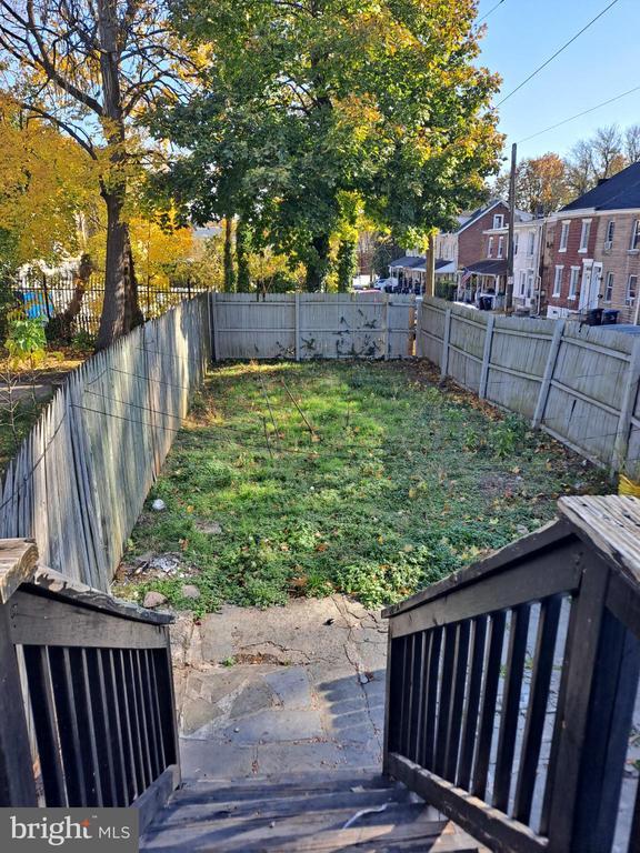 Building Photo - 1100 Green St