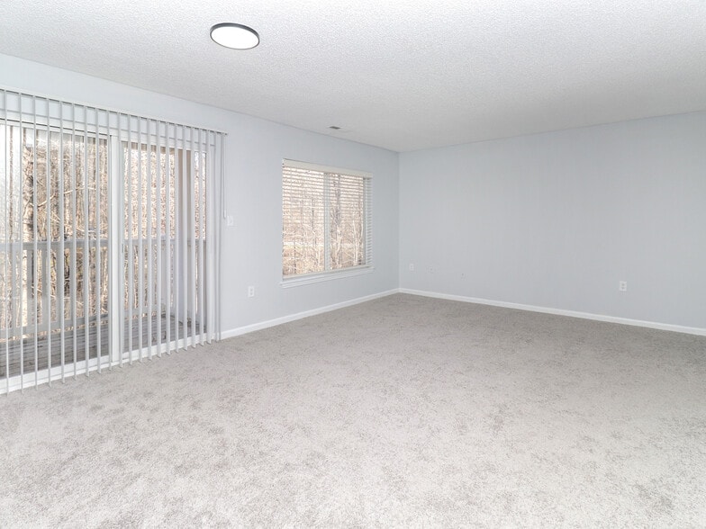 The Oaks Apartments in Lincolnton, NC - The Oaks Apartments