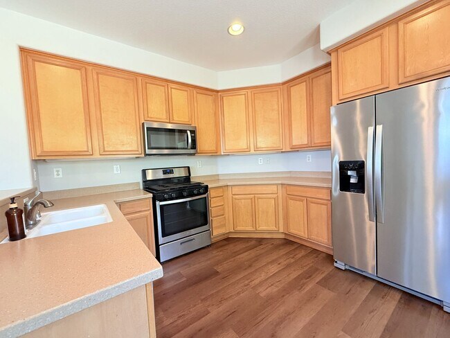 Building Photo - 80435 Atherstone Dr