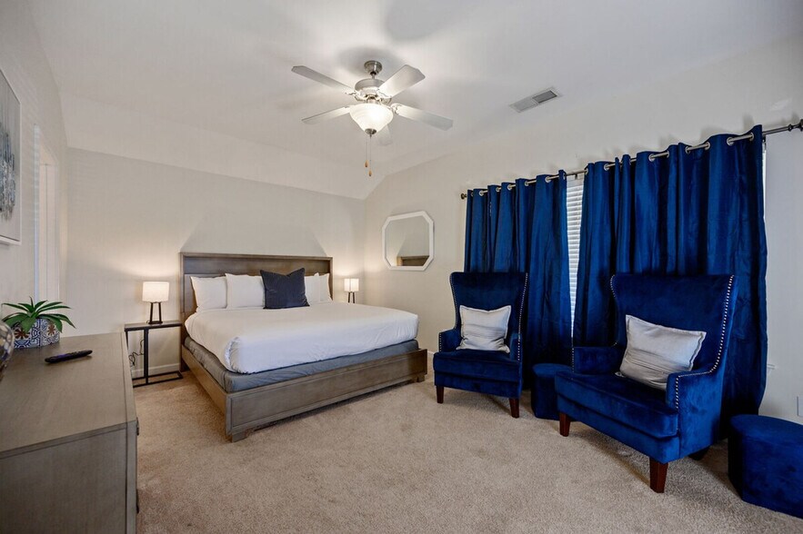 Building Photo - 4632 Liberty Square Dr