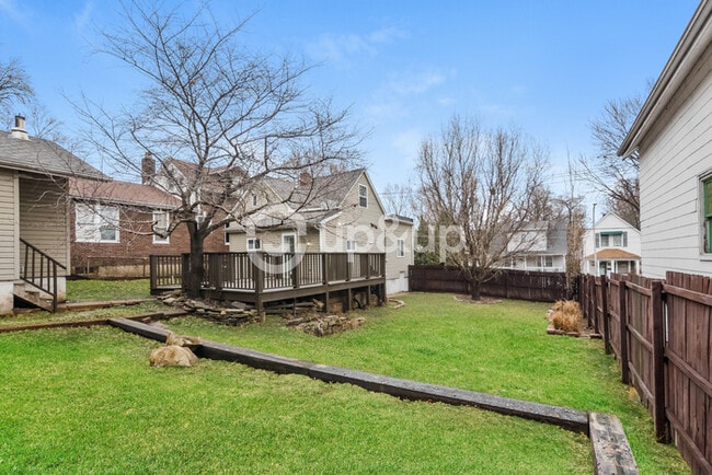 Building Photo - Fantastic 2bd/2.5ba home! Let yourself in!