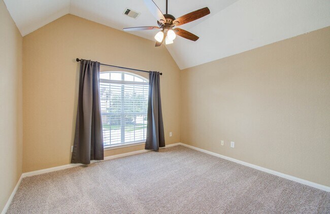 Building Photo - 21331 Parham Cir