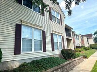 Building Photo - 112 Cartwheel Ct