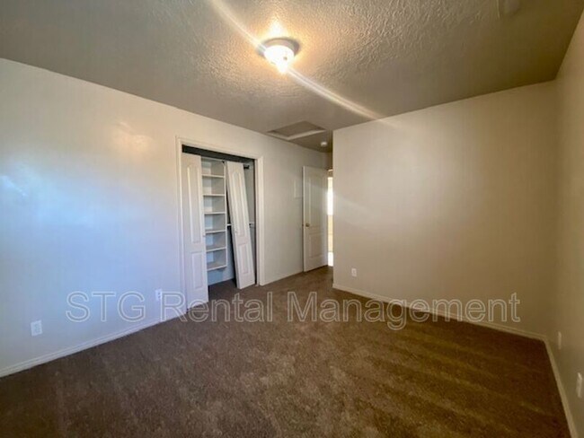 Building Photo - 473 E 1100 S