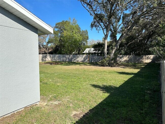 Building Photo - 4309 SW 143rd Ln Rd