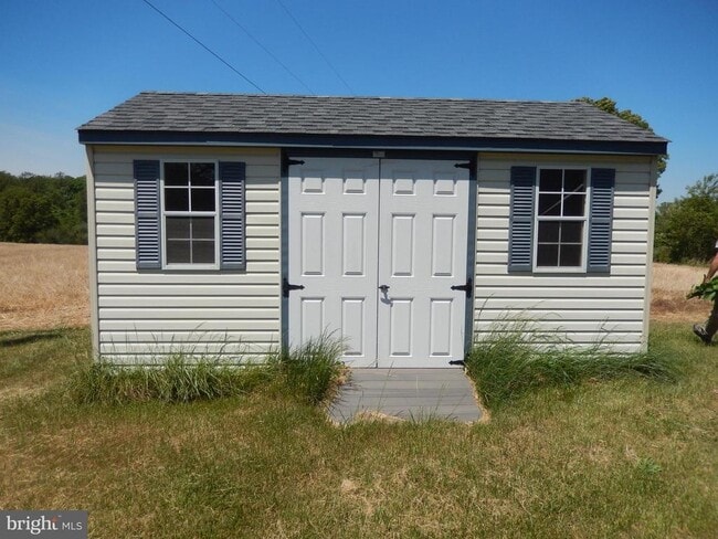 Building Photo - 16226 Little Ferry Rd