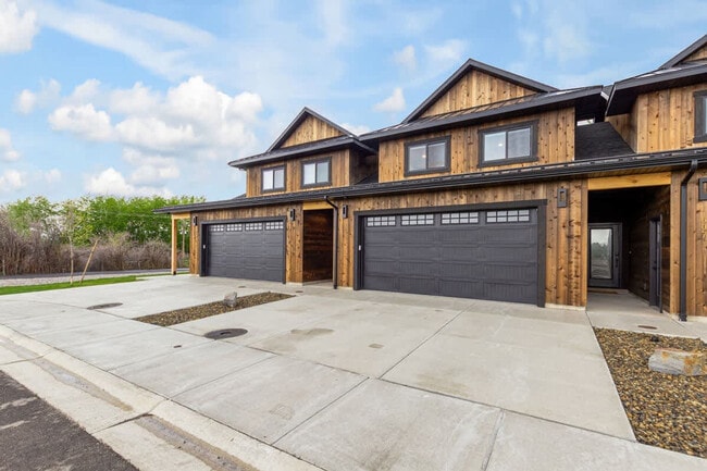 Building Photo - 629 Stone Peak Lp
