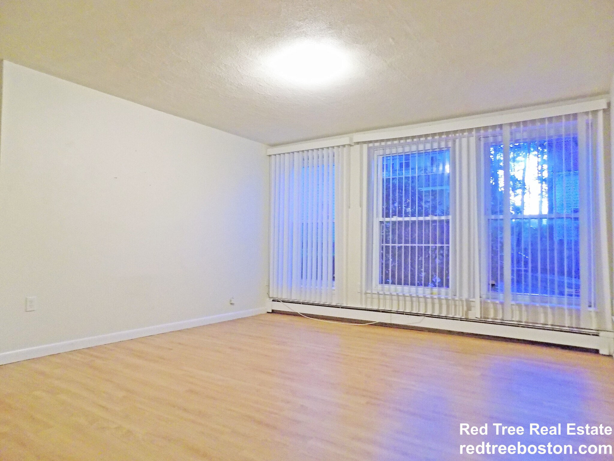 Building Photo - 2045 Commonwealth Ave