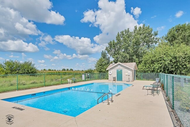 Building Photo - 106 Chesterfield Ct