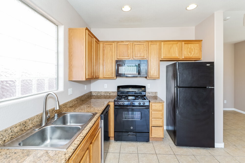 Building Photo - 296 Sweet Sugar Pine Dr