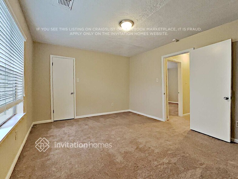 Building Photo - 4238 Honey Oaks Dr