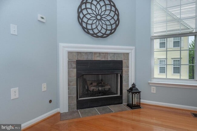 Building Photo - 8067 Nicosh Cir Ln