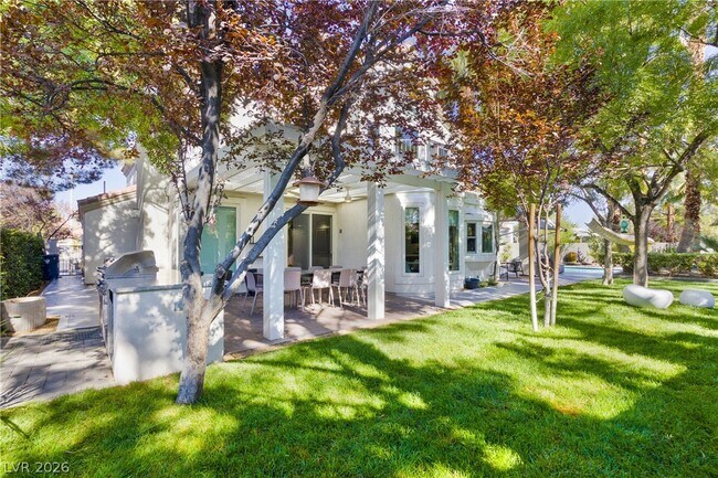 Building Photo - 9301 St James Cir