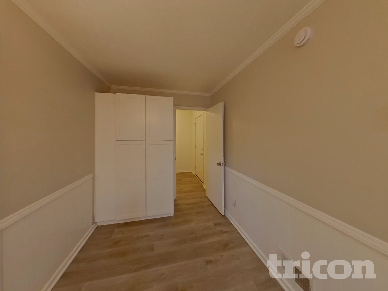 Building Photo - 4110 Jeffrey Dr SW