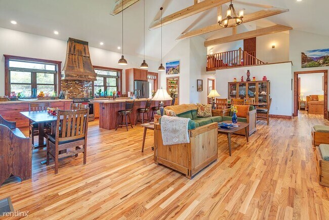 Primary Photo - 4 br, 3.5 bath House - 351 Beaverdam Loop ...
