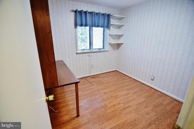 Building Photo - 21 Twin Brooks Dr