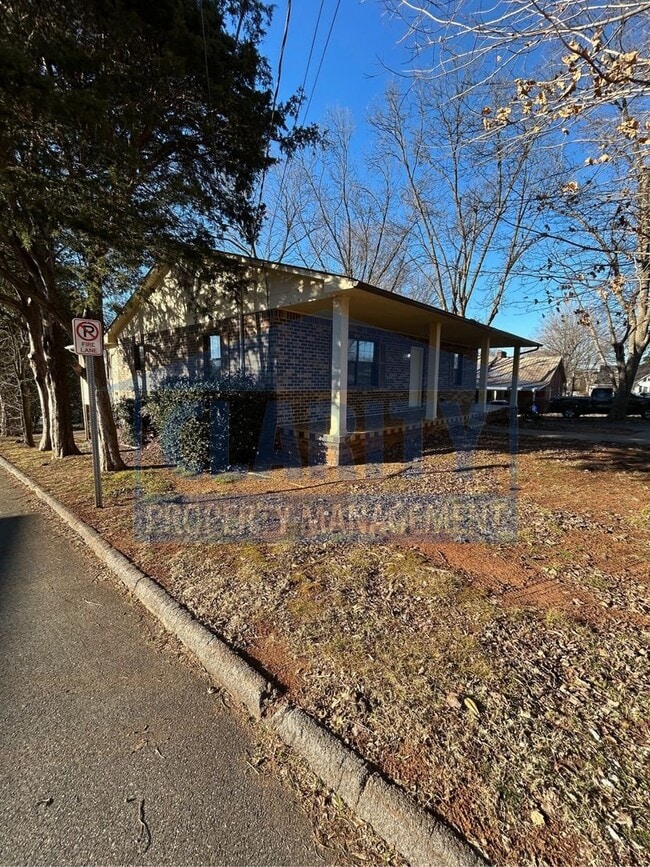 Building Photo - ***Coming soon!!***