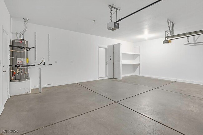 Building Photo - 1111 Heaton Ave