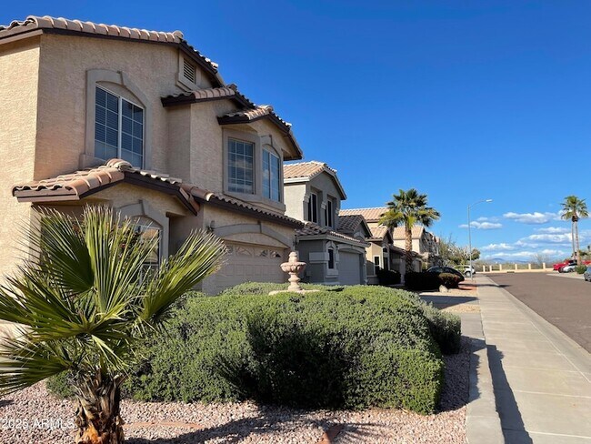 Building Photo - 1702 E Blackhawk Dr