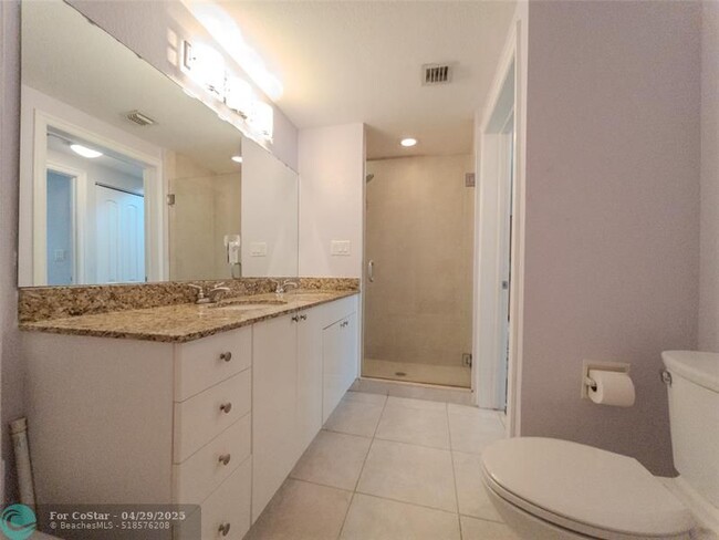 Building Photo - 1830 Radius Dr