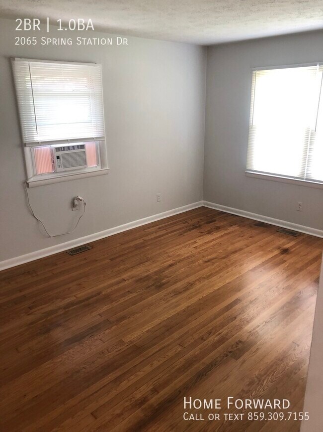 Building Photo - 2065 Spring Station Dr