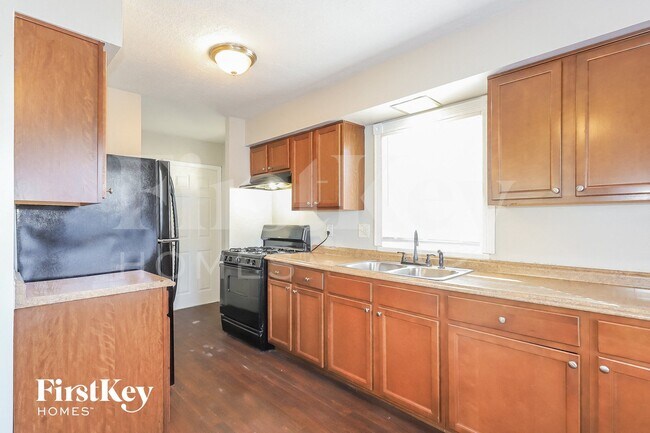 Building Photo - 203 Caddy Ave