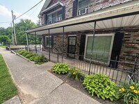 Building Photo - Madrid Court