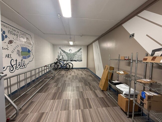 Building Photo - Beaver Plaza-408