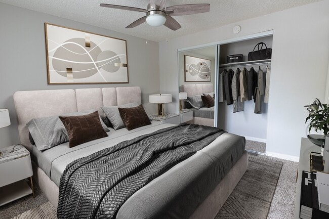 1 BR, 1 BA - Updated Bedroom (Type A) - Roman Villa Apartments