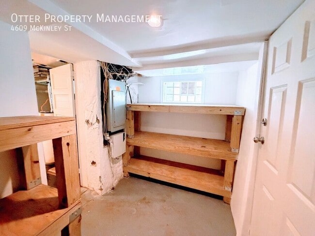 Building Photo - 4609 McKinley St