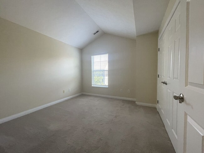 Building Photo - 5615 Frawley Dr