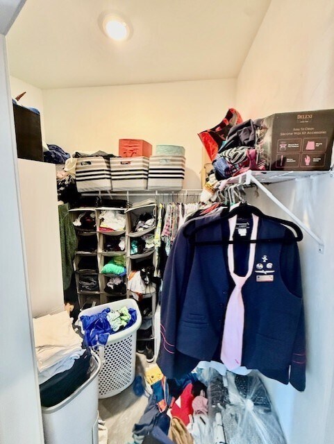 Building Photo - 5 Fremont St