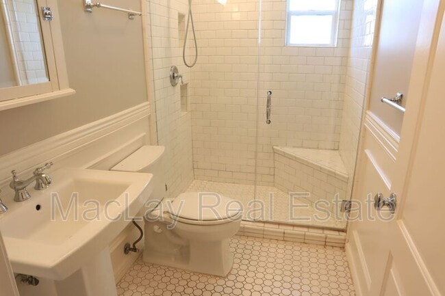Building Photo - 4201 N 35th St